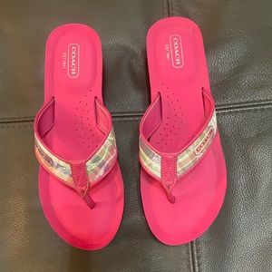 Coach Jaicee Poppy Beach Plaid Platform Flip Flops - Size 8